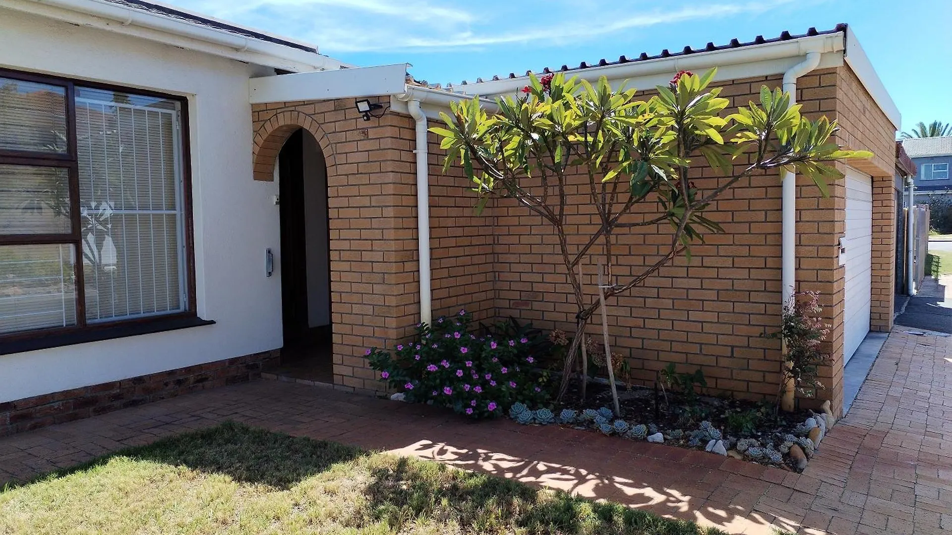 34 On Marten Crescent Table View South Africa