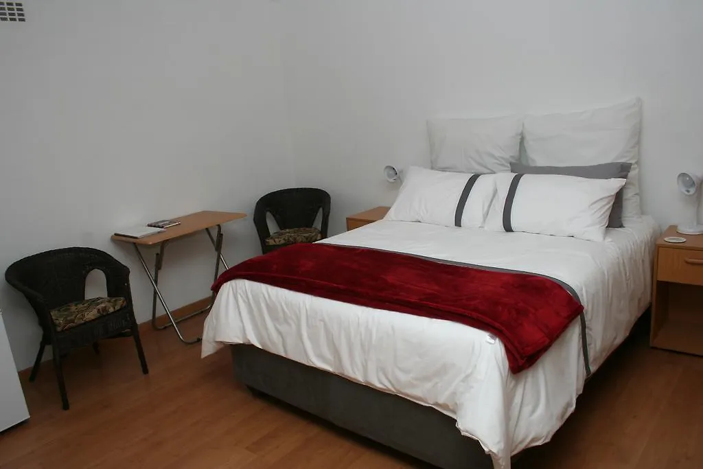 34 On Marten Crescent Table View Apartment